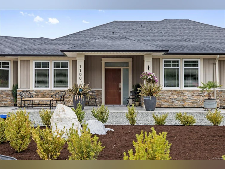 1100 Alpine View Place, Hilliers, BC, V9K 1V6 - 17