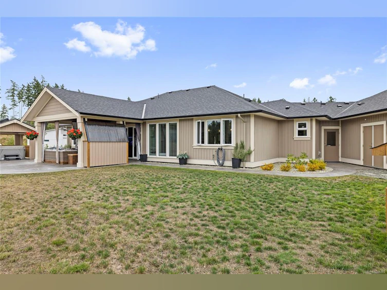1100 Alpine View Place, Hilliers, BC, V9K 1V6 - 46