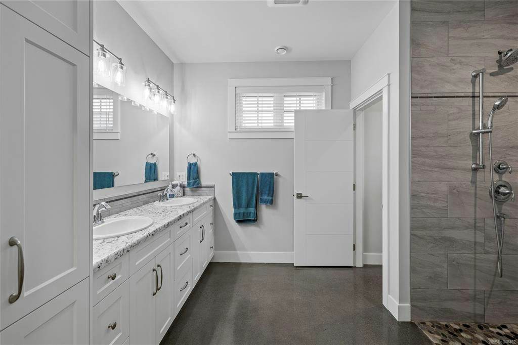 1100 Alpine View Place, Hilliers, BC, V9K 1V6 - 32