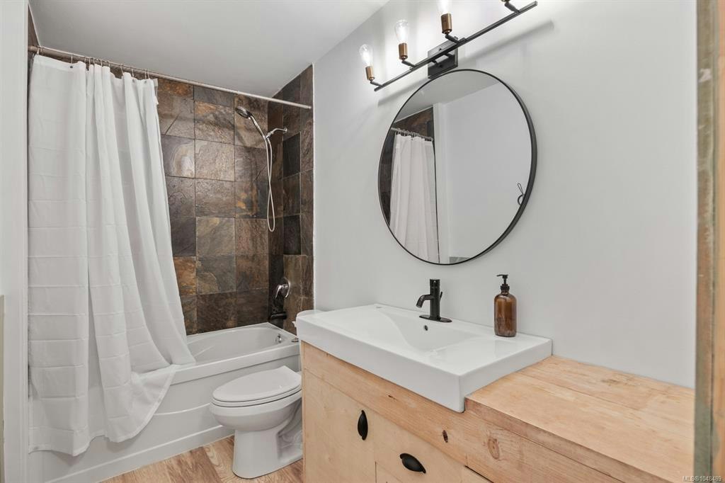 9525 Doyle Road, Black Creek, BC, V9J 1E7 - 46