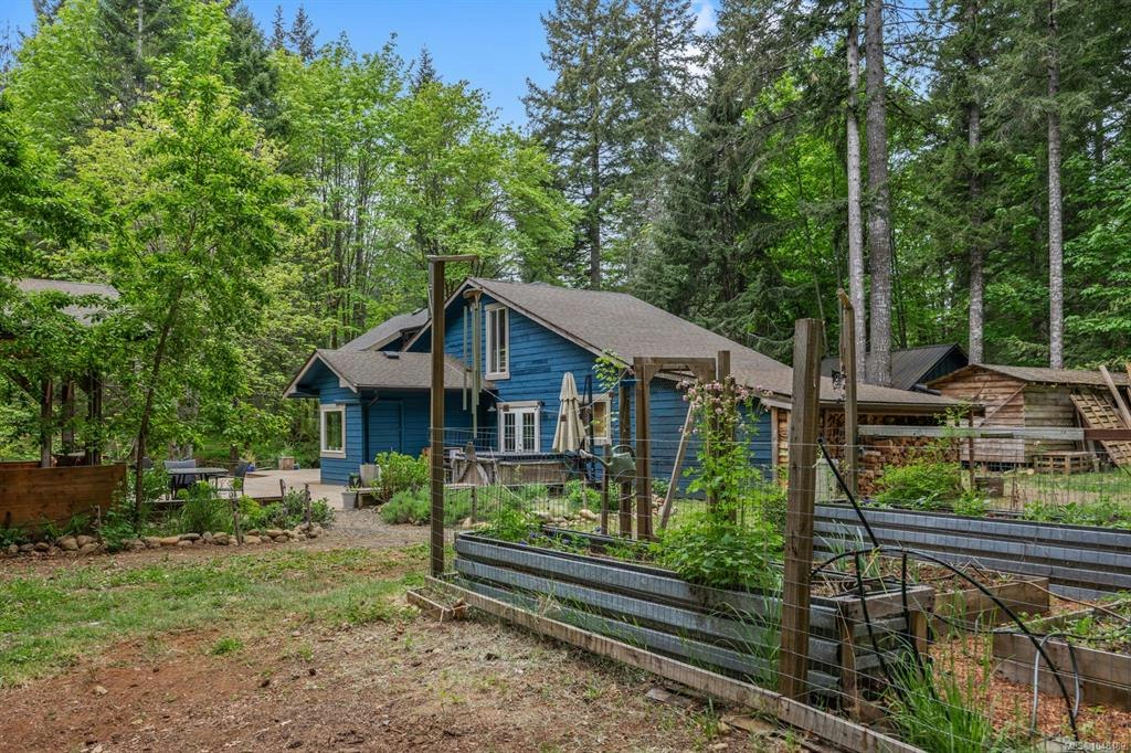 9525 Doyle Road, Black Creek, BC, V9J 1E7 - 12
