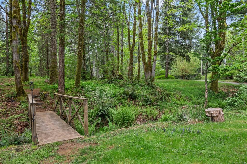 9525 Doyle Road, Black Creek, BC, V9J 1E7 - 15