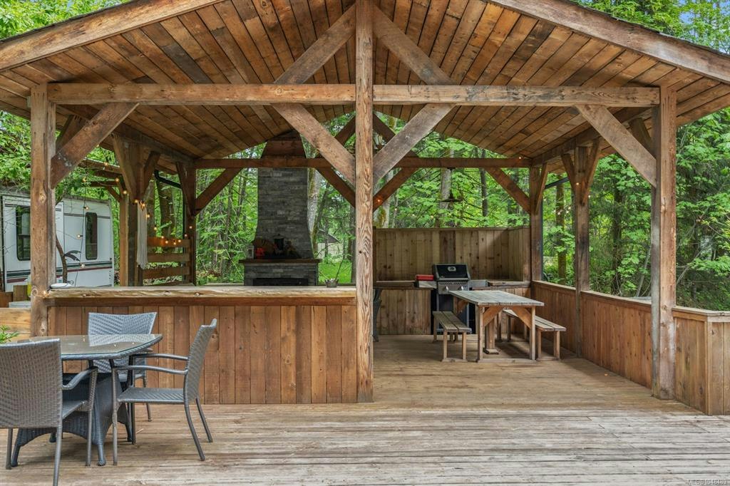 9525 Doyle Road, Black Creek, BC, V9J 1E7 - 18