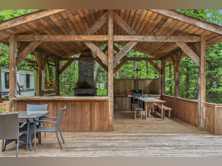9525 Doyle Road, Black Creek, BC, V9J 1E7 - 18