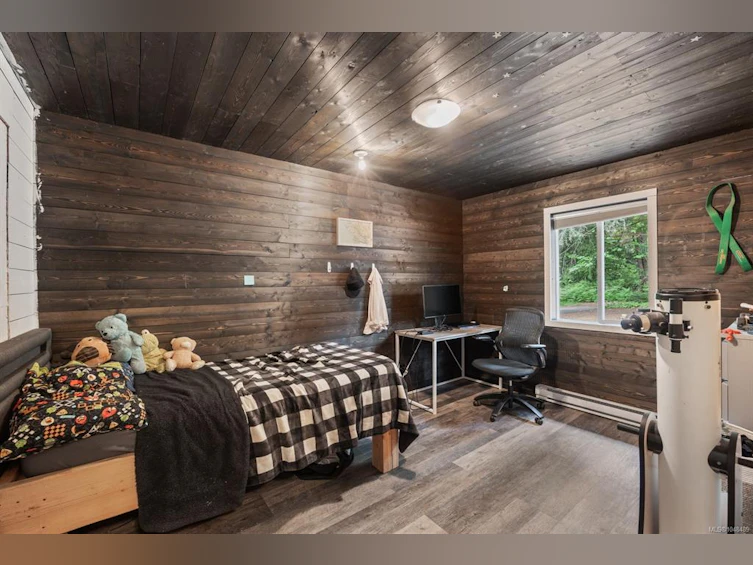9525 Doyle Road, Black Creek, BC, V9J 1E7 - 44