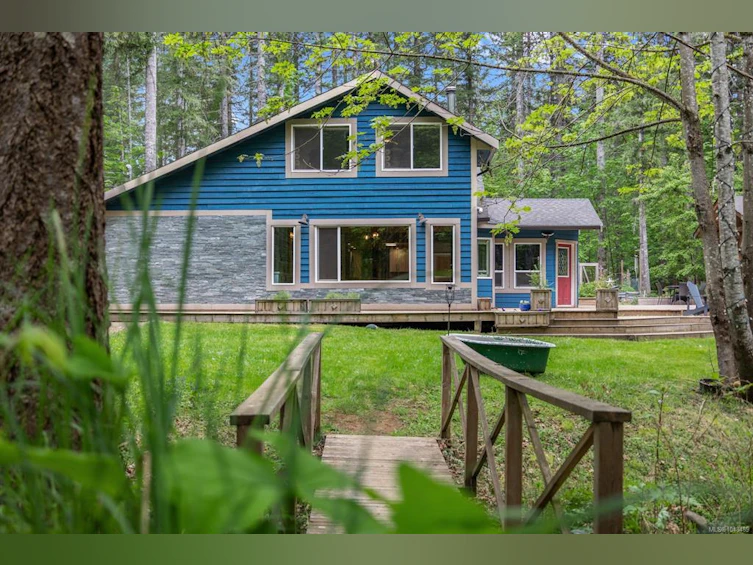 9525 Doyle Road, Black Creek, BC, V9J 1E7 - 7