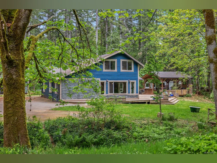 9525 Doyle Road, Black Creek, BC, V9J 1E7 - 6