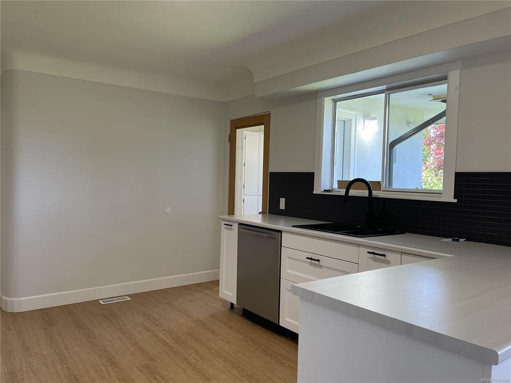 3811 Morton Street, Port Alberni, BC, V9Y 3V4 - 8