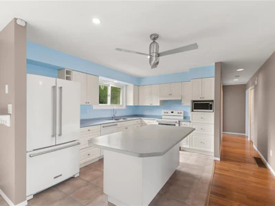 724 Galerno Road - 5