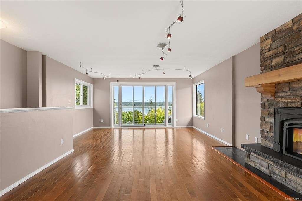 724 Galerno Road, Campbell River, BC, V9W 5J3 - 8