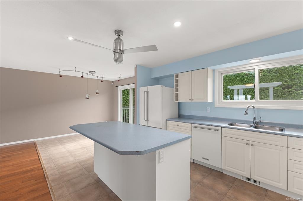 724 Galerno Road, Campbell River, BC, V9W 5J3 - 6