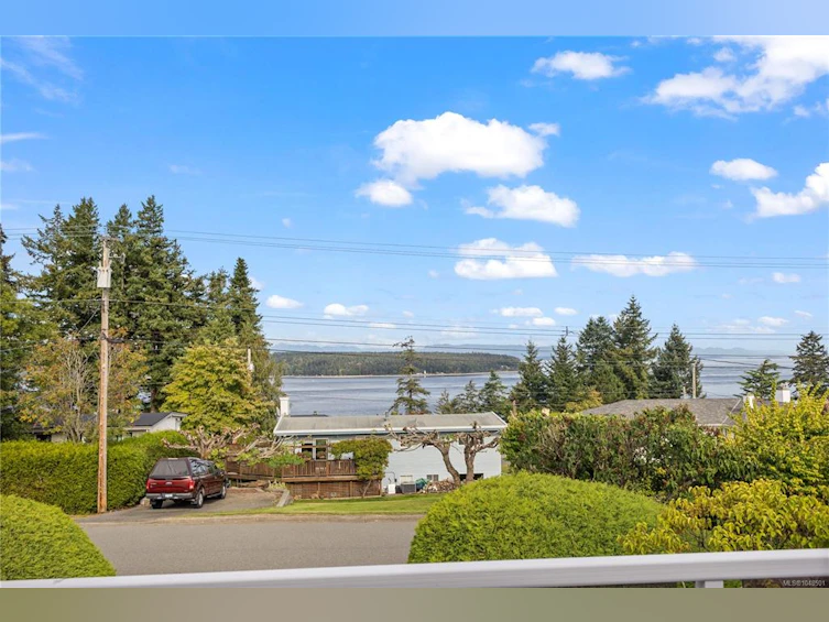 724 Galerno Road, Campbell River, BC, V9W 5J3 - 3