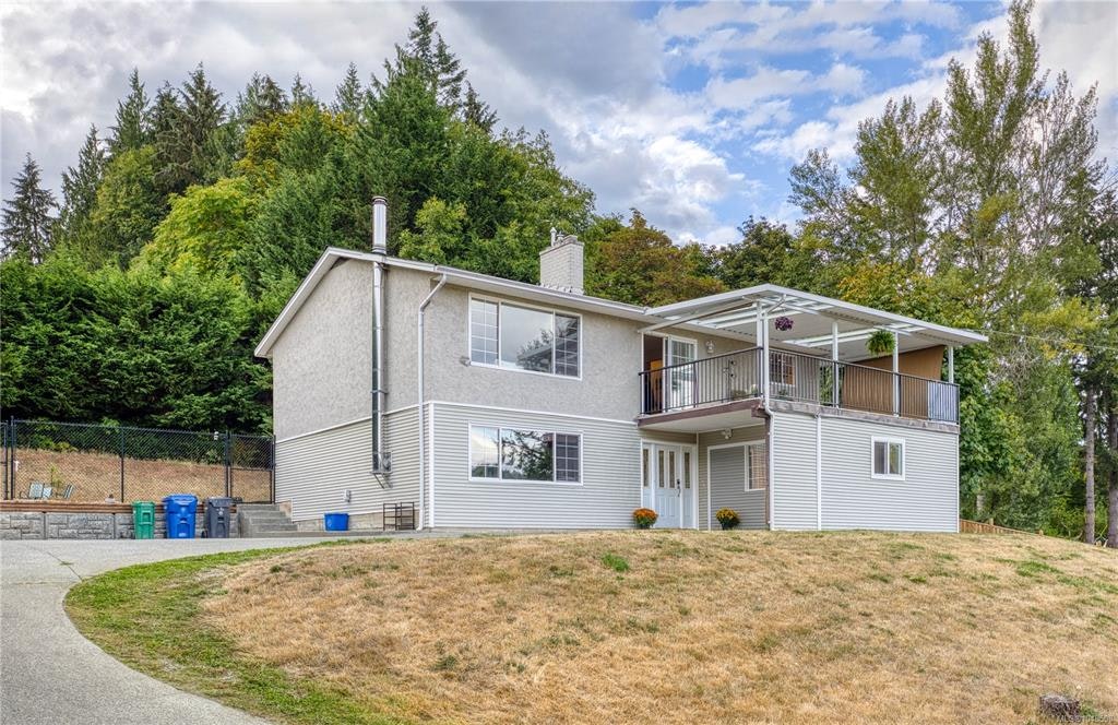 2077 Lakeside Drive, Nanaimo, BC, V9X 1B5