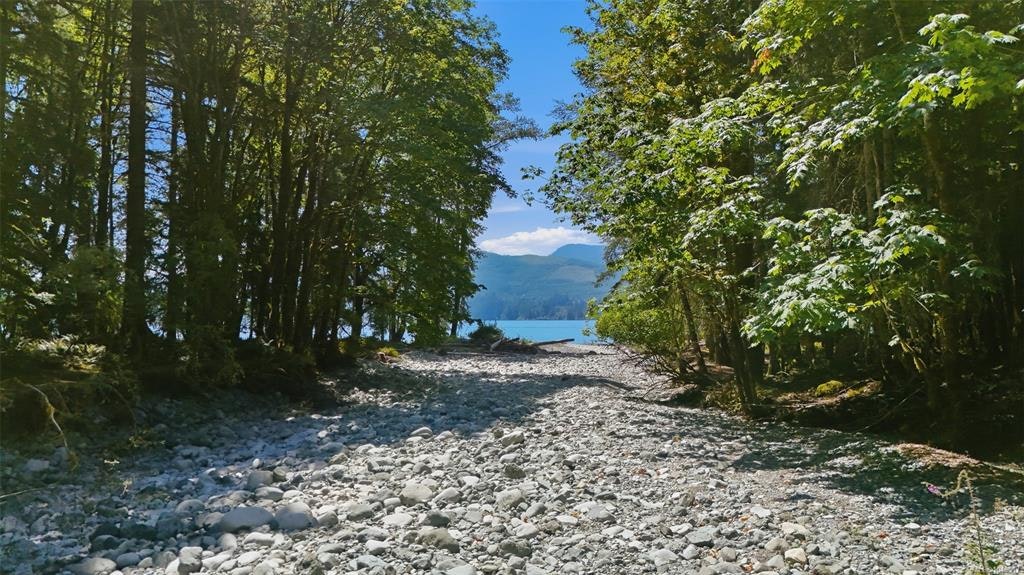 10780 North Shore Road - 4