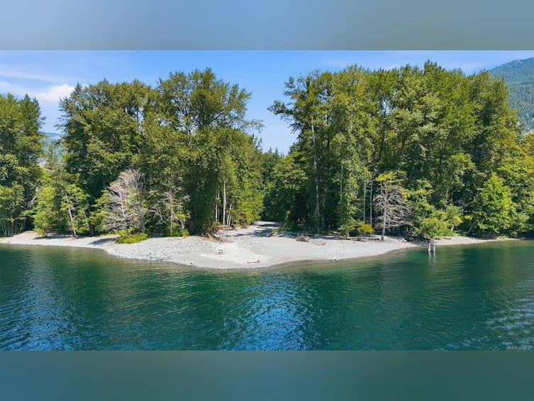10780 North Shore Road, Youbou, BC, V0R 3E1 - 11