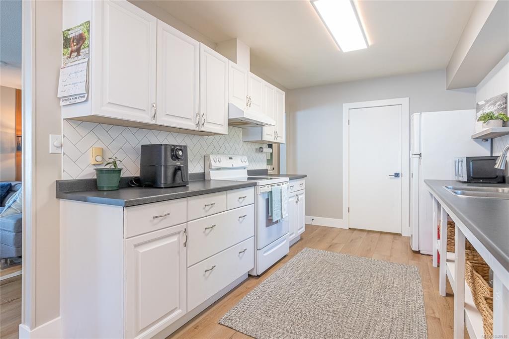 2519 Lasqueti Road, Qualicum Beach, BC, V9K 1Z1 - 15