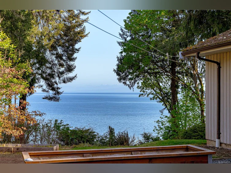 2519 Lasqueti Road, Qualicum Beach, BC, V9K 1Z1 - 54