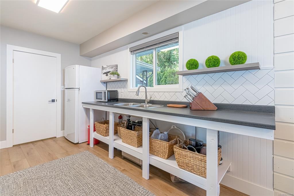 2519 Lasqueti Road, Qualicum Beach, BC, V9K 1Z1 - 16