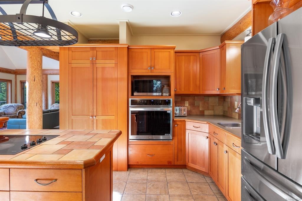 900 Spider Lake Road - 5