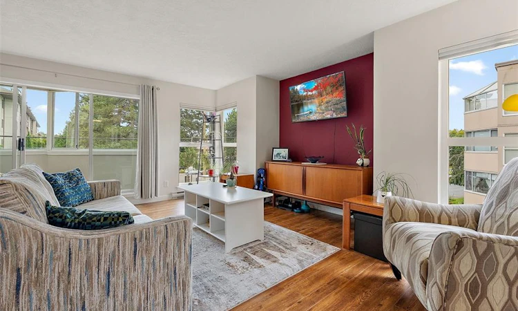219-40 W Gorge Road