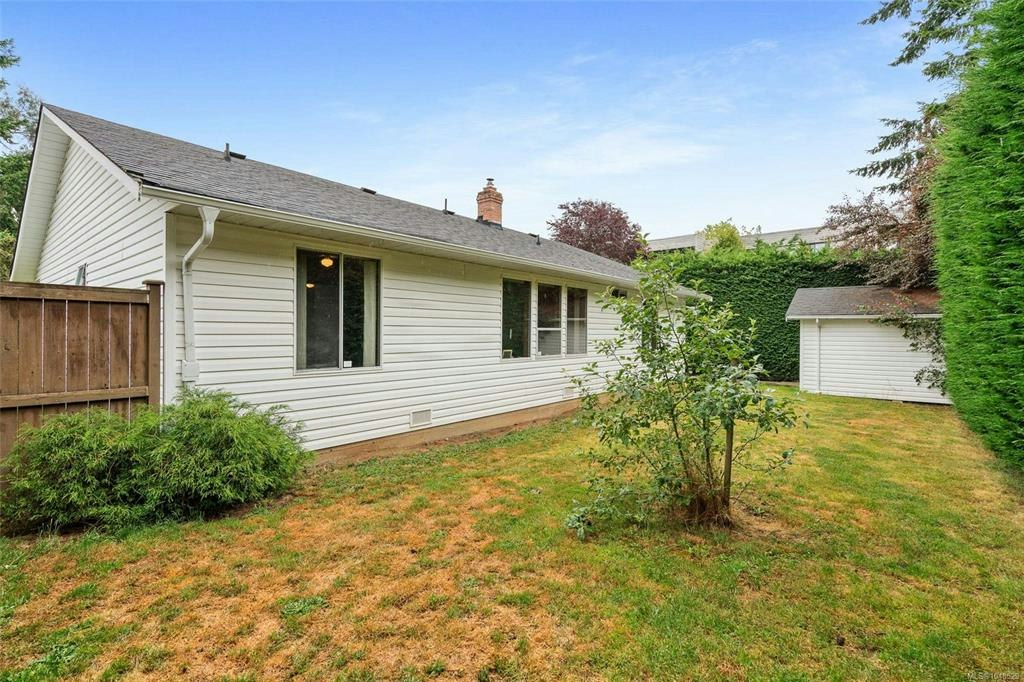 2-1215 Stelly's Cross Road, Central Saanich, BC, V8M 1H3 - 42
