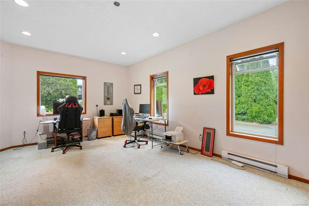 2-1215 Stelly's Cross Road, Central Saanich, BC, V8M 1H3 - 36