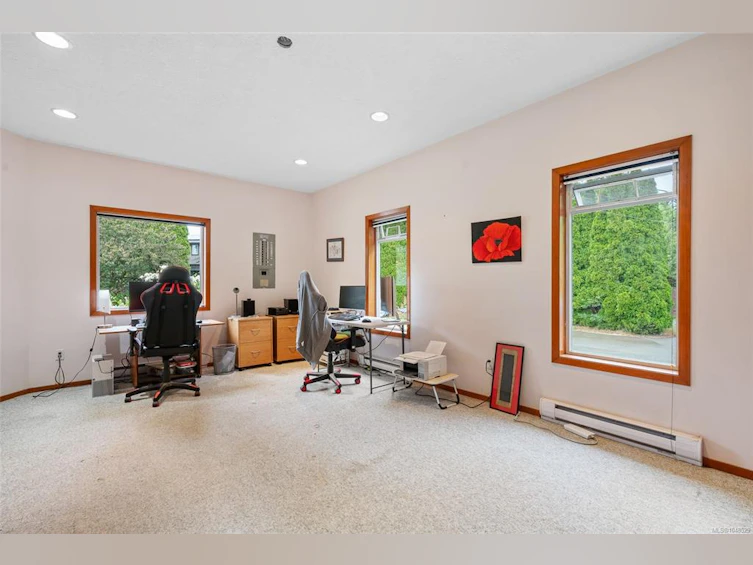 2-1215 Stelly's Cross Road, Central Saanich, BC, V8M 1H3 - 36