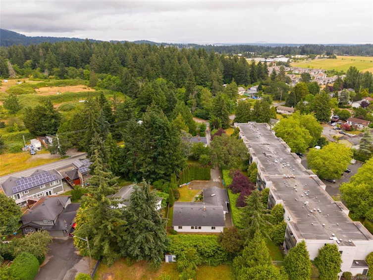 2-1215 Stelly's Cross Road, Central Saanich, BC, V8M 1H3 - 55