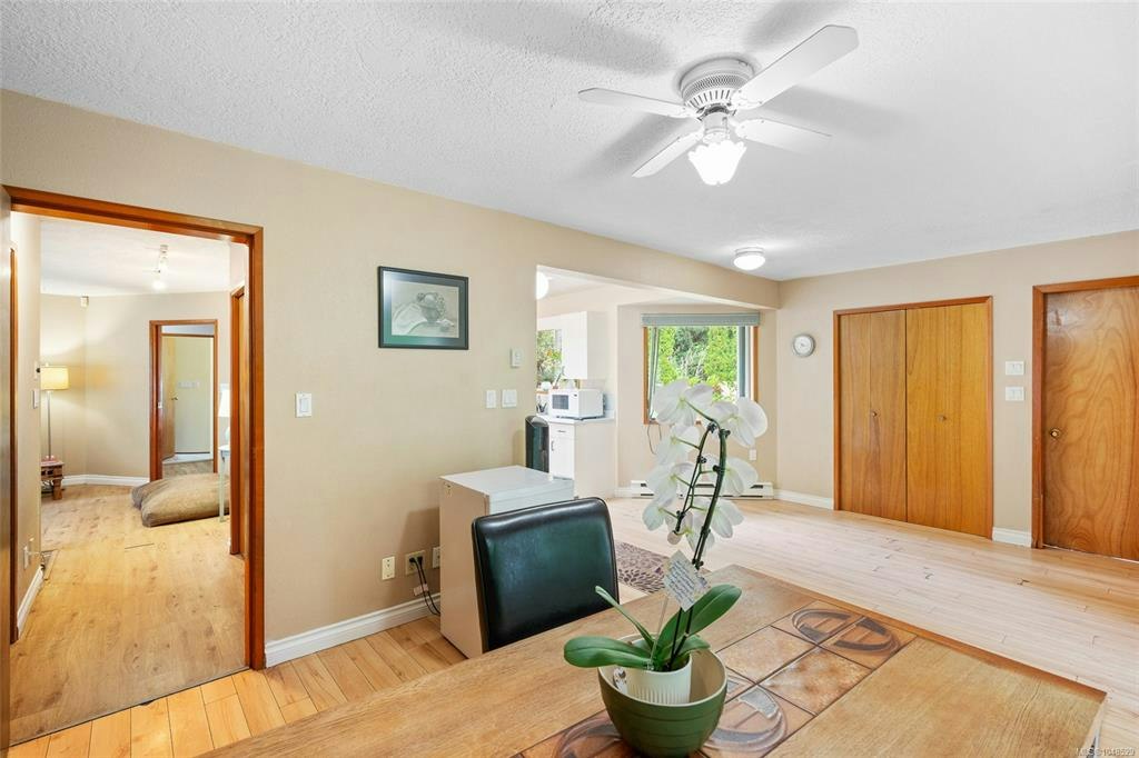 2-1215 Stelly's Cross Road, Central Saanich, BC, V8M 1H3 - 11