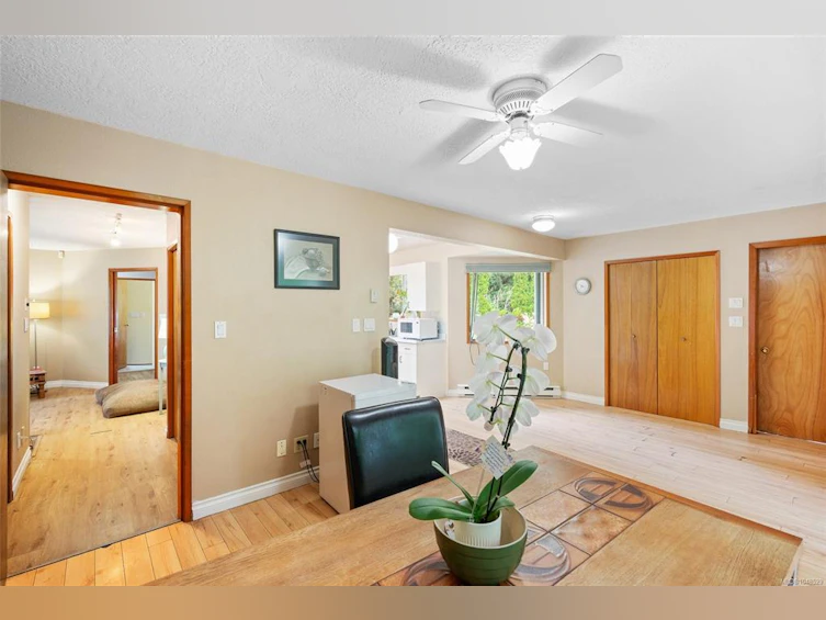 2-1215 Stelly's Cross Road, Central Saanich, BC, V8M 1H3 - 11