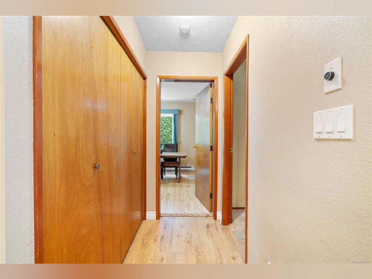 2-1215 Stelly's Cross Road, Central Saanich, BC, V8M 1H3 - 9