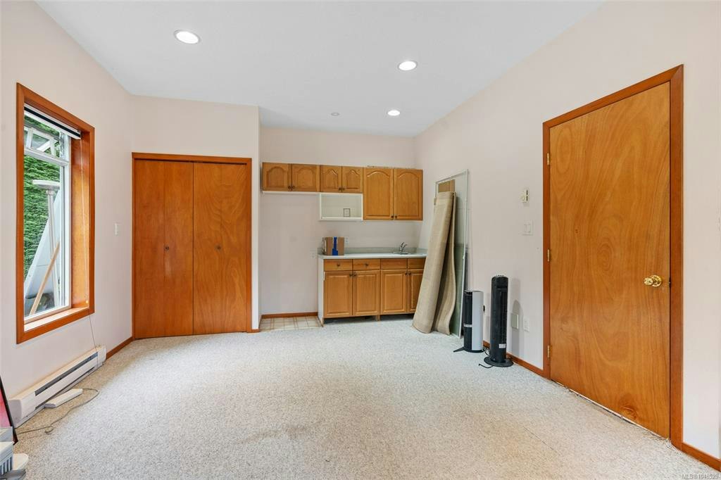 2-1215 Stelly's Cross Road, Central Saanich, BC, V8M 1H3 - 35