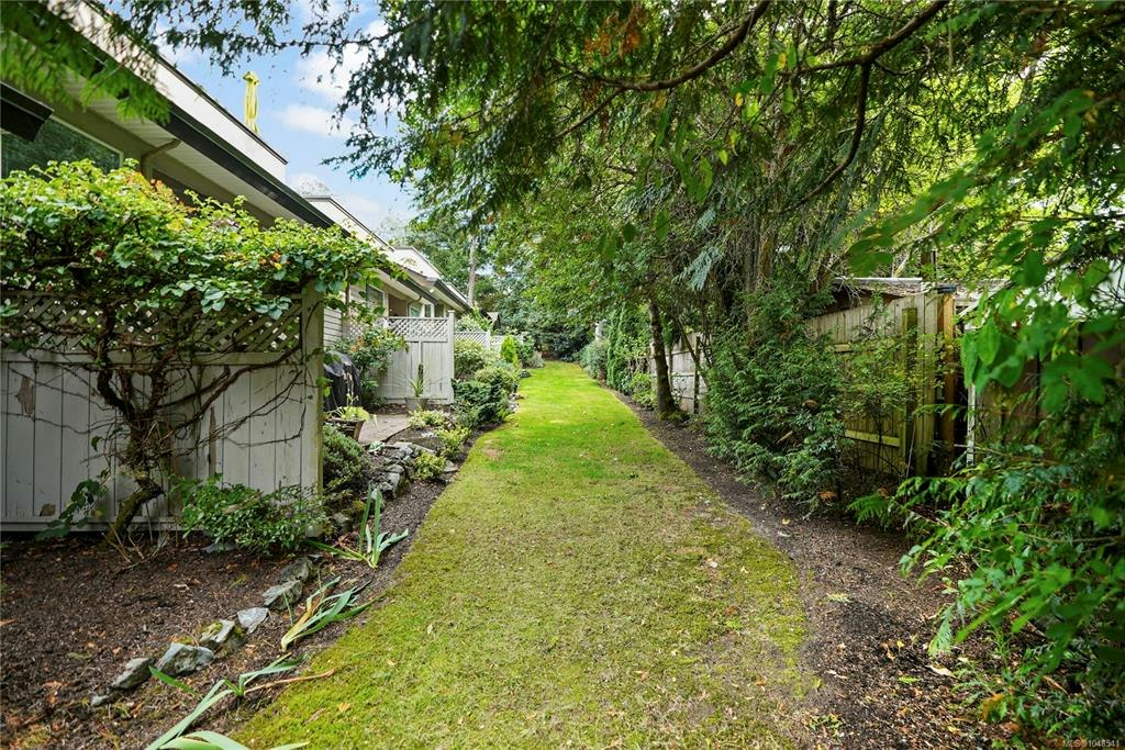 25-4525 Wilkinson Road, Saanich, BC, V8Z 5C3 - 26