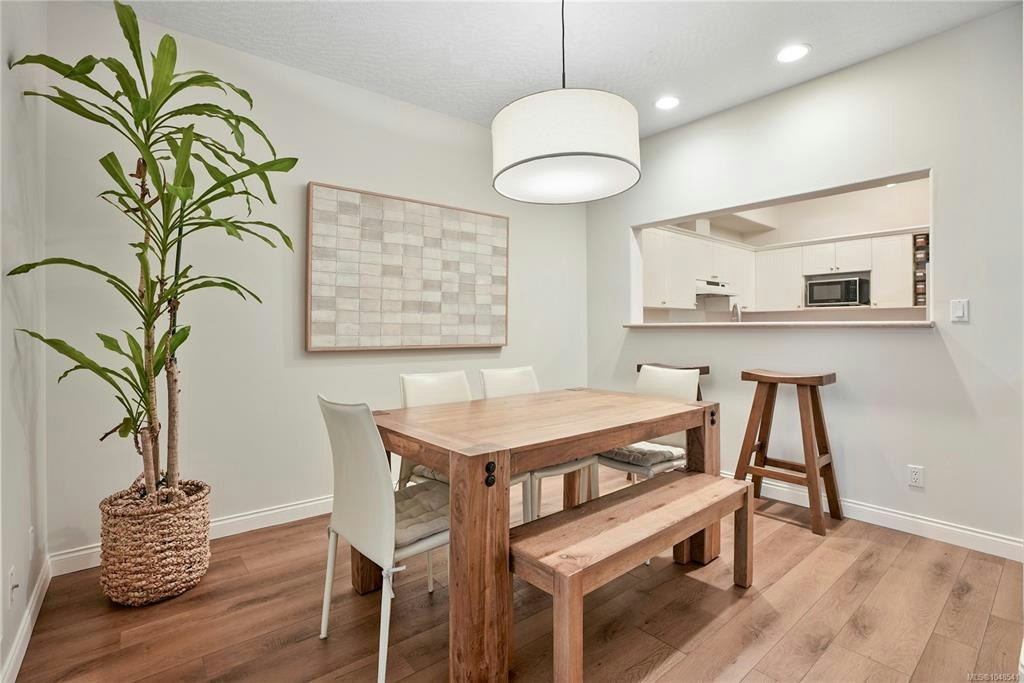 25-4525 Wilkinson Road, Saanich, BC, V8Z 5C3 - 3
