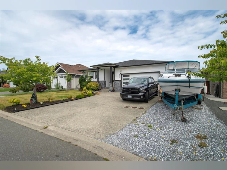 720 Sitka Street, Campbell River, BC, V9H 0E5 - 3