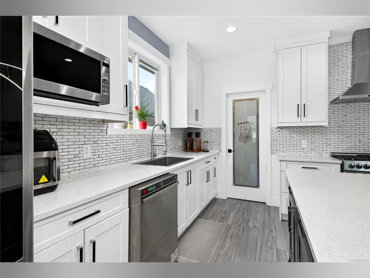 720 Sitka Street, Campbell River, BC, V9H 0E5 - 11