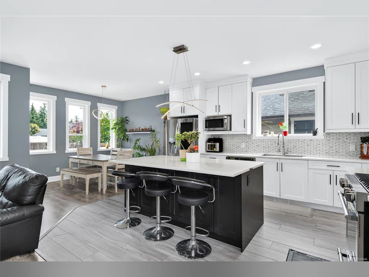720 Sitka Street, Campbell River, BC, V9H 0E5 - 9