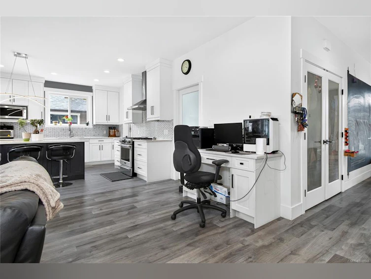 720 Sitka Street, Campbell River, BC, V9H 0E5 - 7