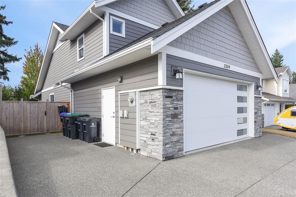 2559 Brookfield Drive - 2
