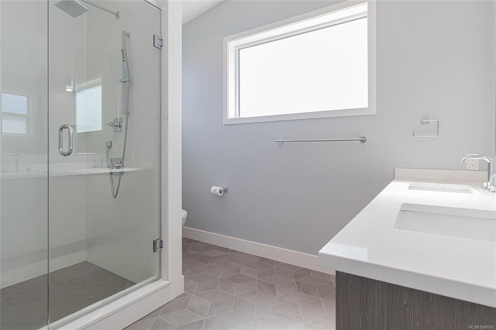 909 Bank Street, Victoria, BC, V8S 4B1 - 26
