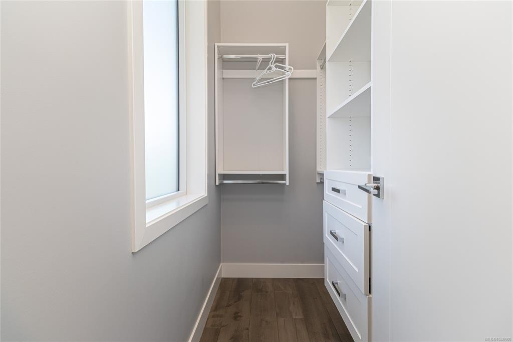 909 Bank Street, Victoria, BC, V8S 4B1 - 16