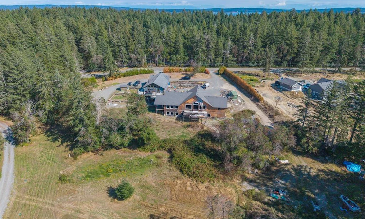 3824 Yellow Point Road