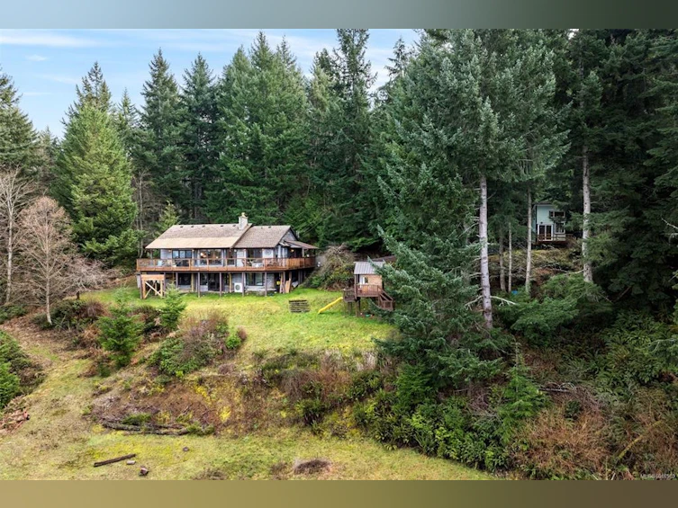 1691 Strathcona Heights Road, Shawnigan Lake, BC, V8H 2A9 - 2