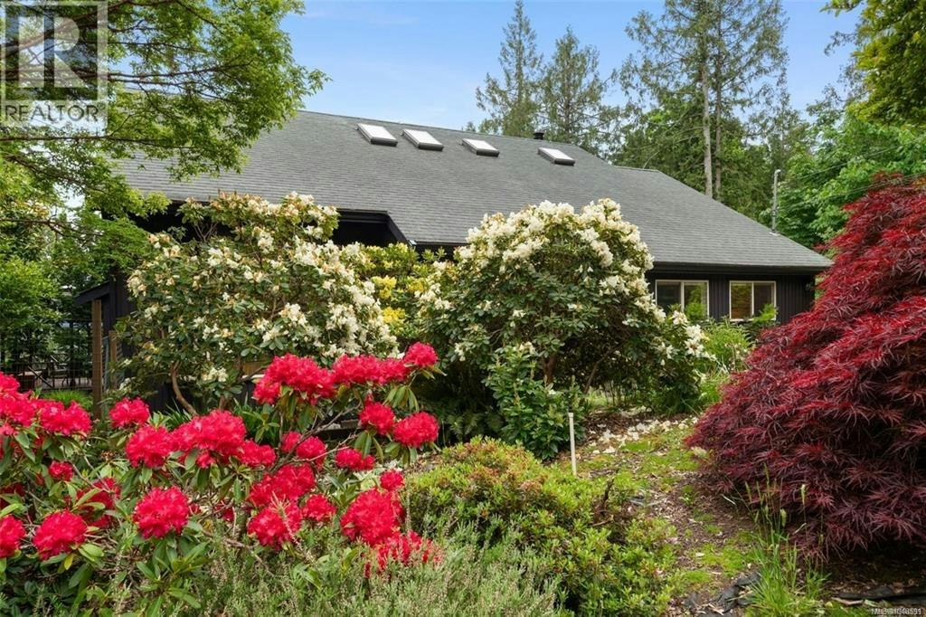 11007 Cedar Lane, North Saanich, BC, V8L 5R1 - 9