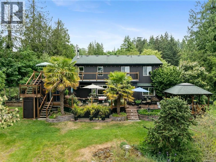 11007 Cedar Lane, North Saanich, BC, V8L 5R1 - 2