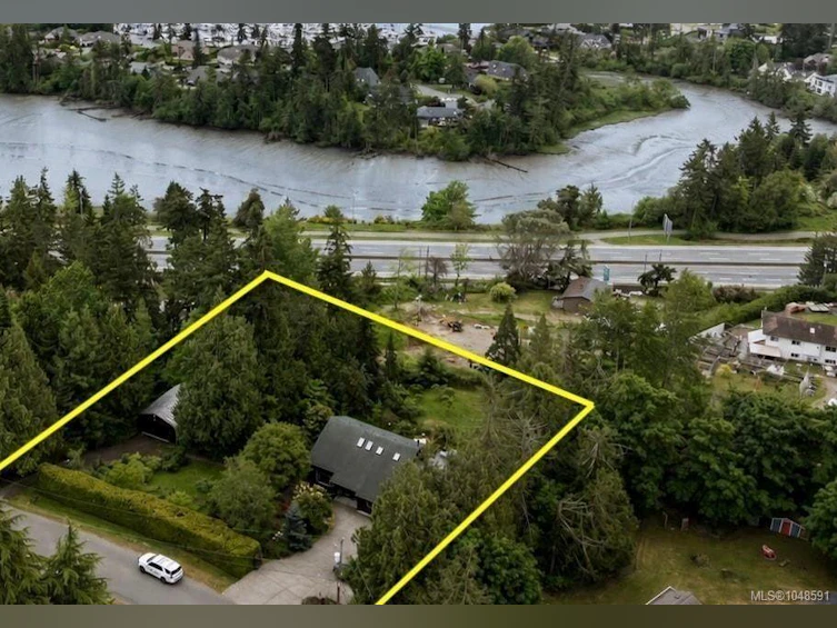 11007 Cedar Lane, North Saanich, BC, V8L 5R1 - 16