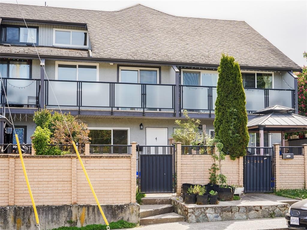 4-740 Wilson Street, Victoria, BC, V9A 3H2