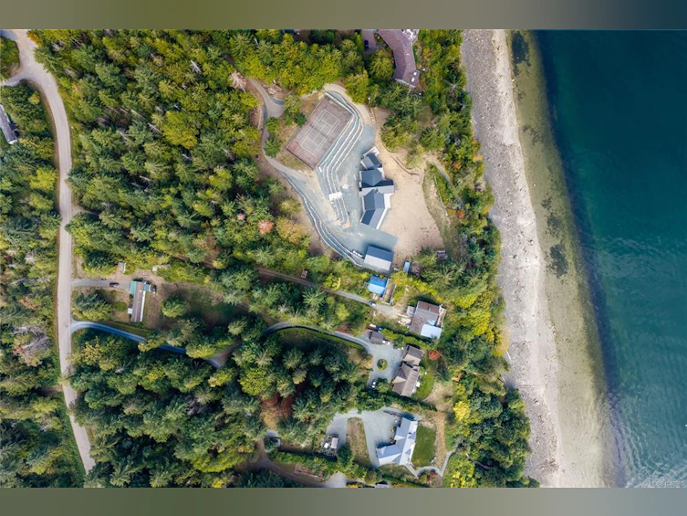 10715 Rocky Beach Road, Saltair, BC, V9G 2B3 - 5