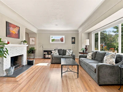 711 Richmond Avenue - 3