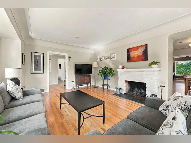 711 Richmond Avenue, Victoria, BC, V8S 3Z2 - 5